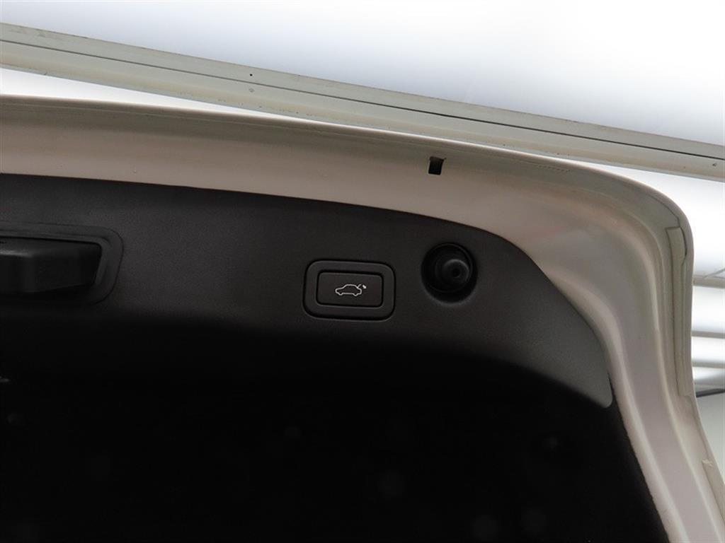 Jaguar XJ 2016 Blanco - Importación desde Corea - HF Imports Iquique - Foto 18