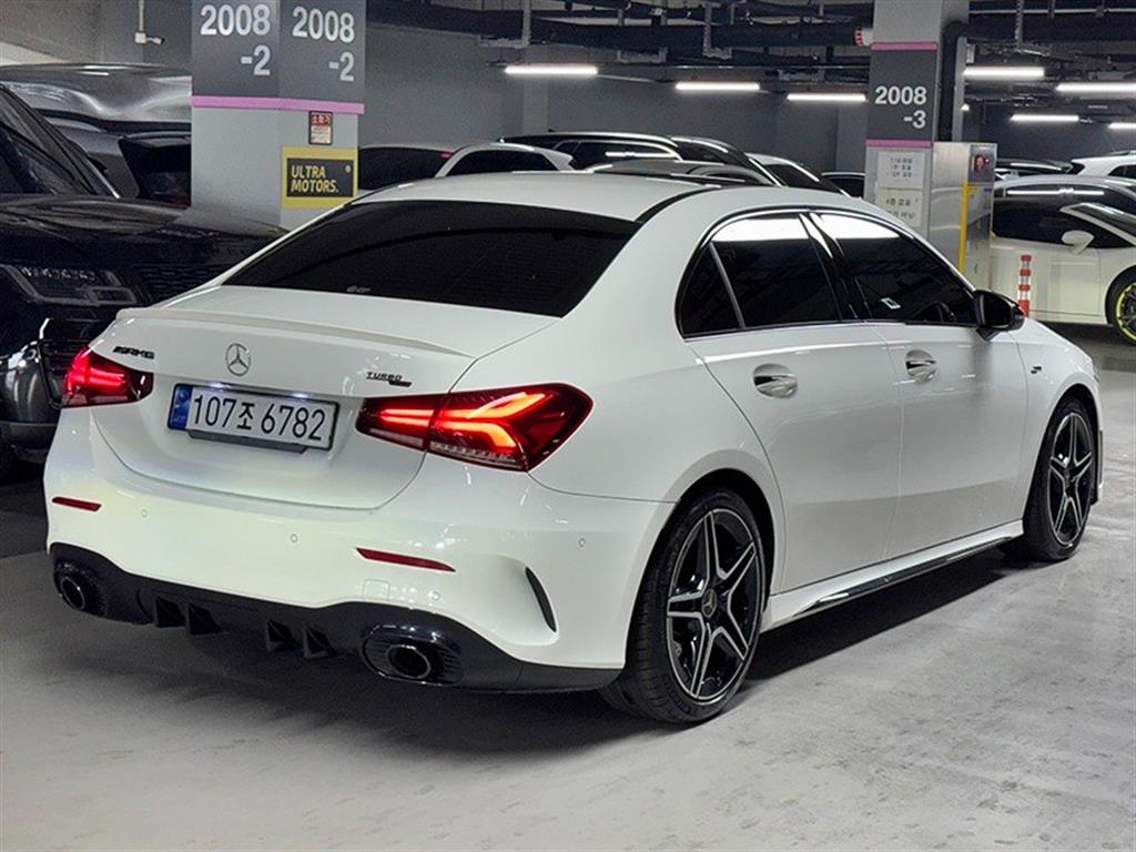 Mercedes Benz A Class - Vista 3