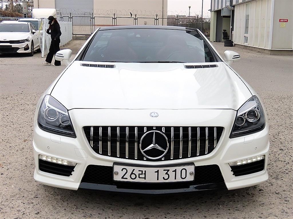 Mercedes Benz SLK Class - Vista 5