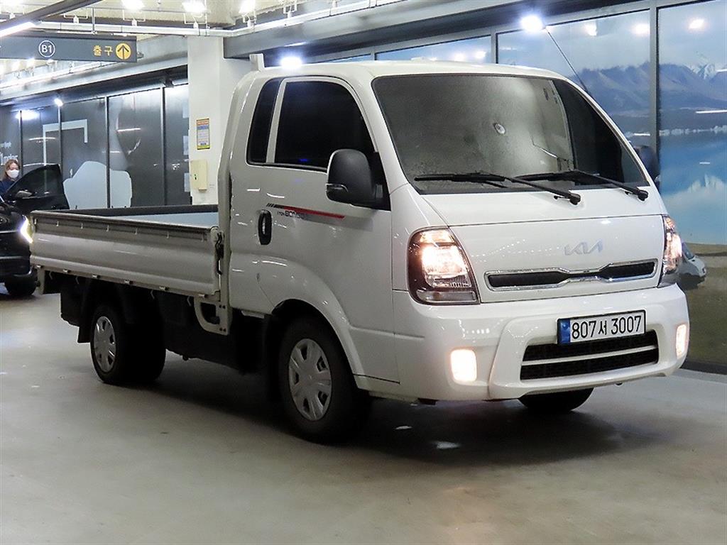 Small Truck Cargo (small) 2022