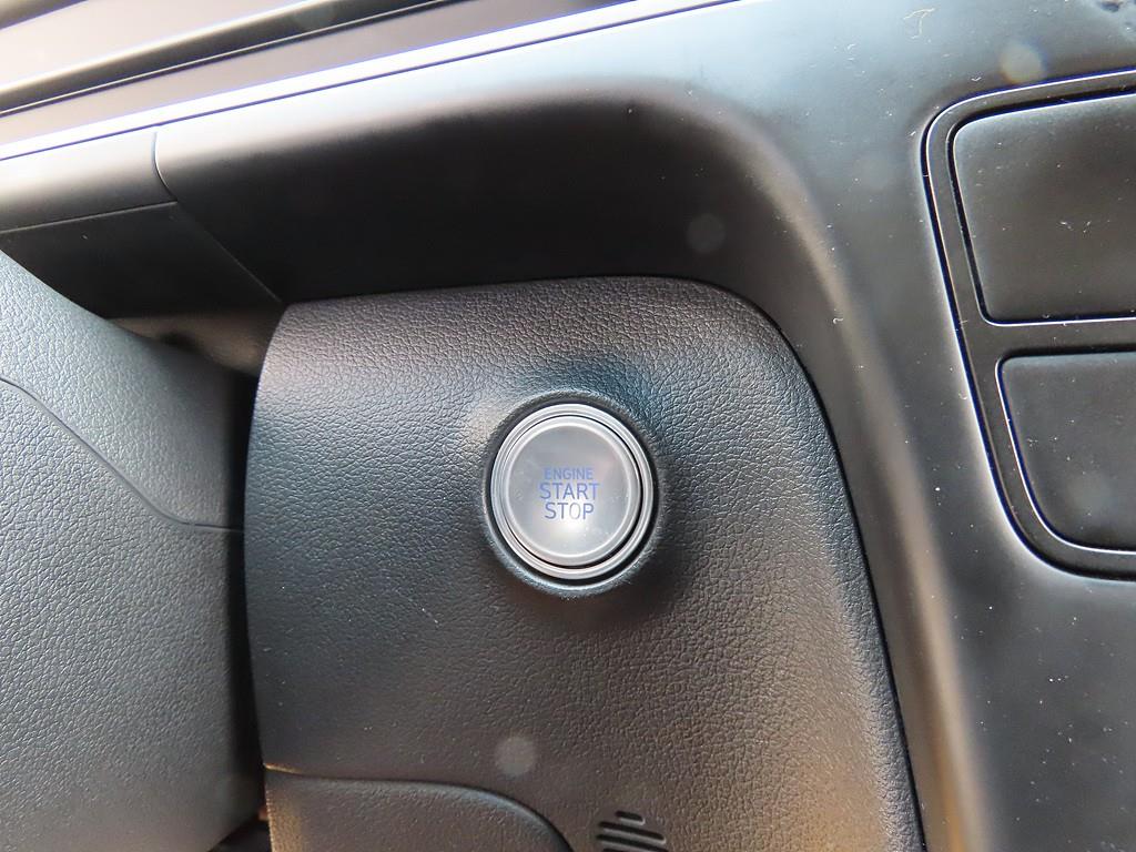 HYUNDAI Staria - Vista 10