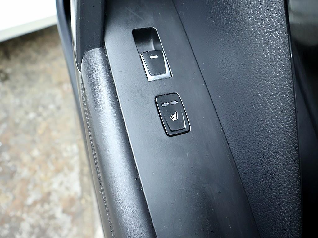 HYUNDAI Grandeur 2015 Blanco - Importación desde Corea - HF Imports Iquique - Foto 13