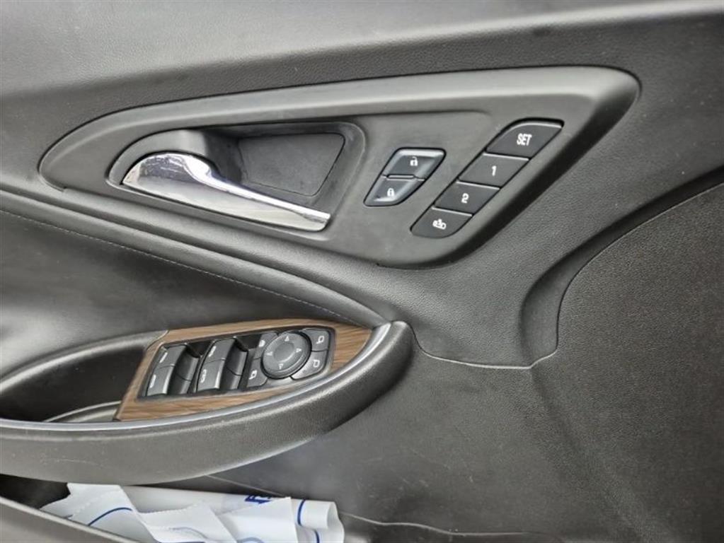 Chevrolet Malibu 2017 Negro - Importación desde Corea - HF Imports Iquique - Foto 18