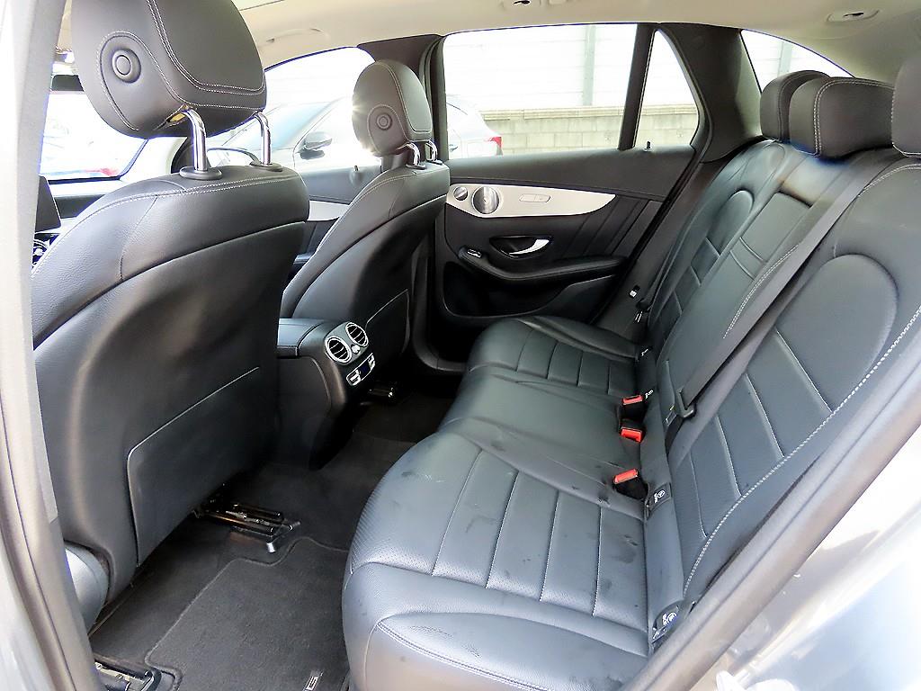 Mercedes Benz GLC Class - Vista 6