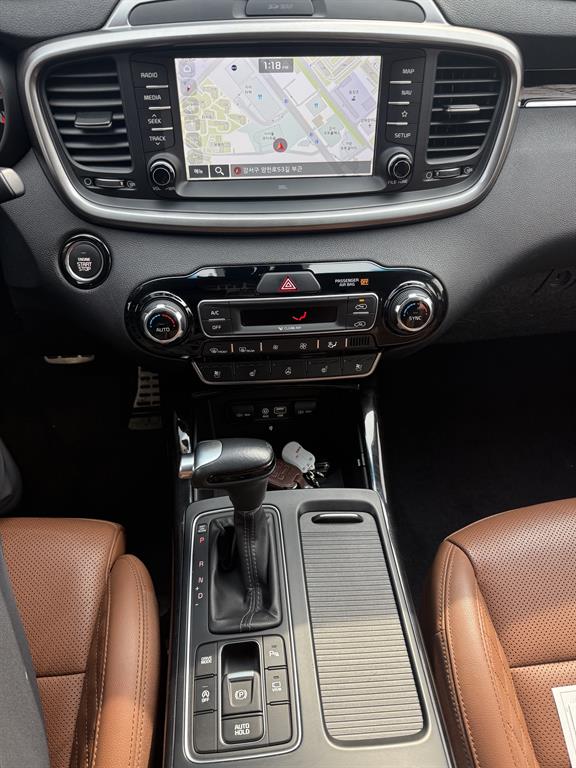 KIA Sorento - Vista 5