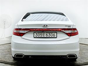 HYUNDAI Grandeur - Vista 6