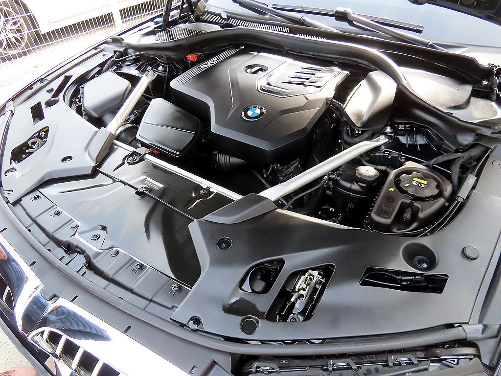 BMW 5 Series 2021 Negro - Importación desde Corea - HF Imports Iquique - Foto 19