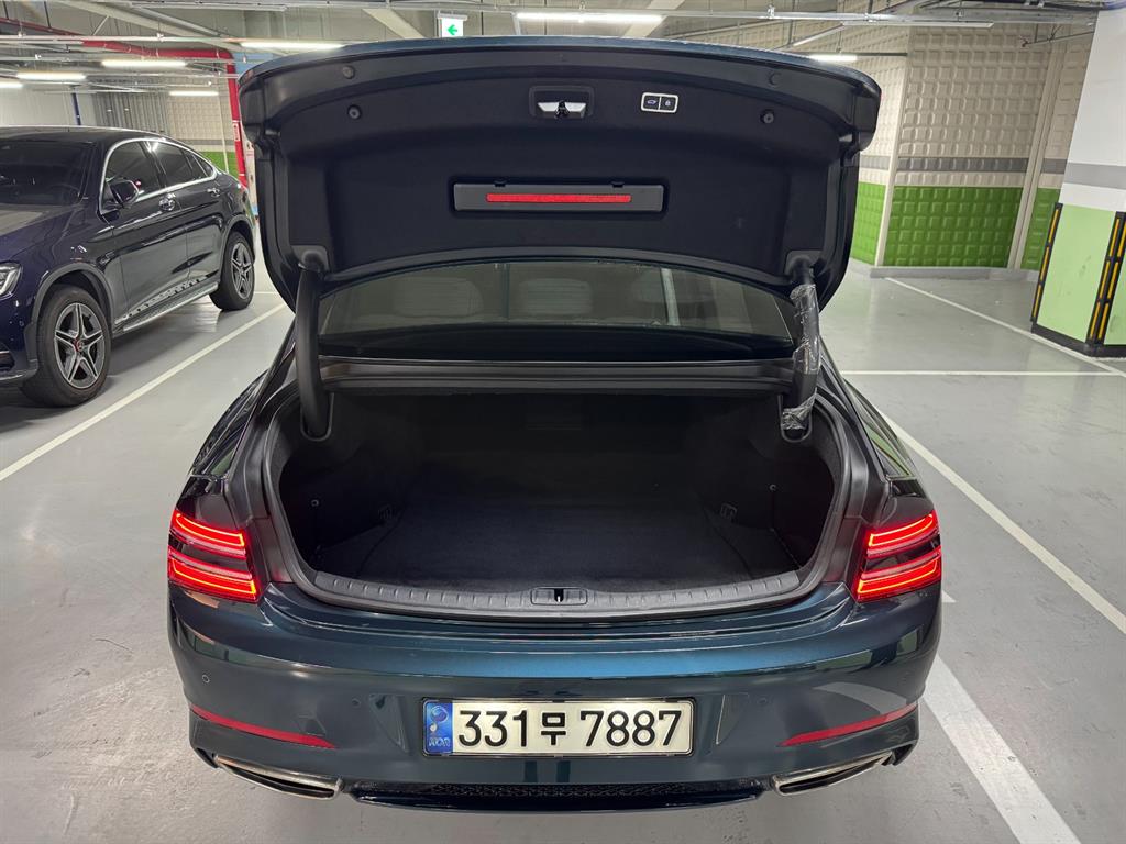 Genesis G80 - Vista 7