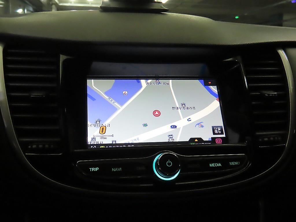 Chevrolet Trax 2019 Negro - Importación desde Corea - HF Imports Iquique - Foto 13