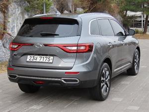 SAMSUNG QM6 - Vista 6