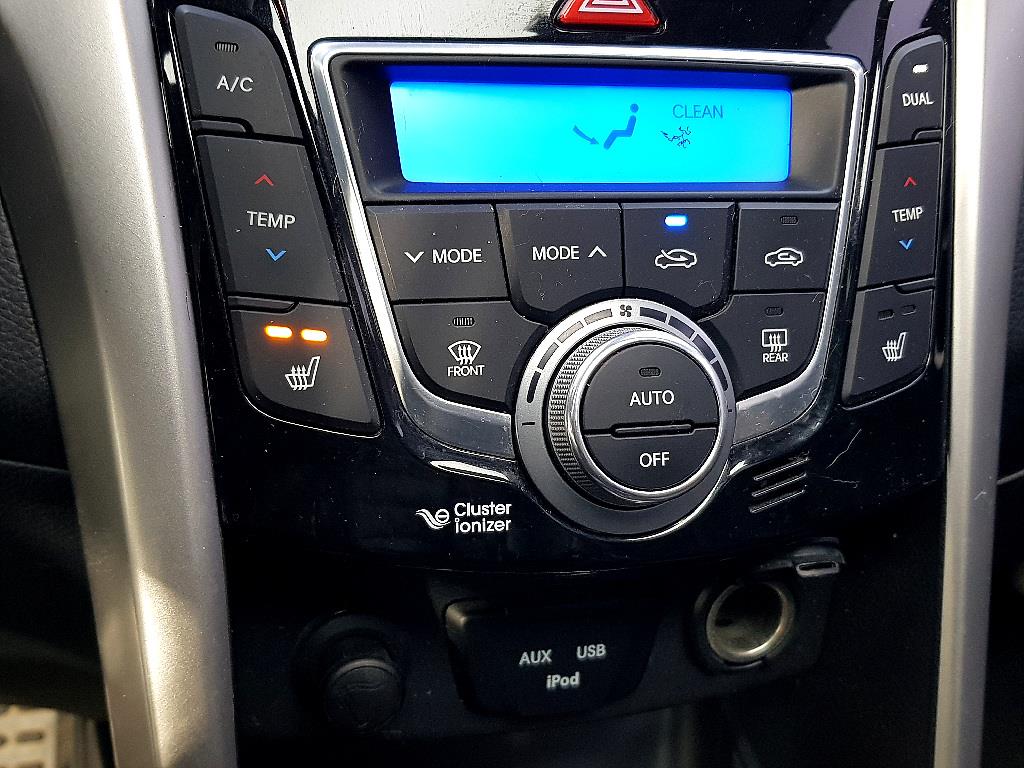 HYUNDAI i30 - Vista 12