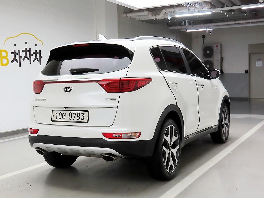 KIA Sportage - Vista 4