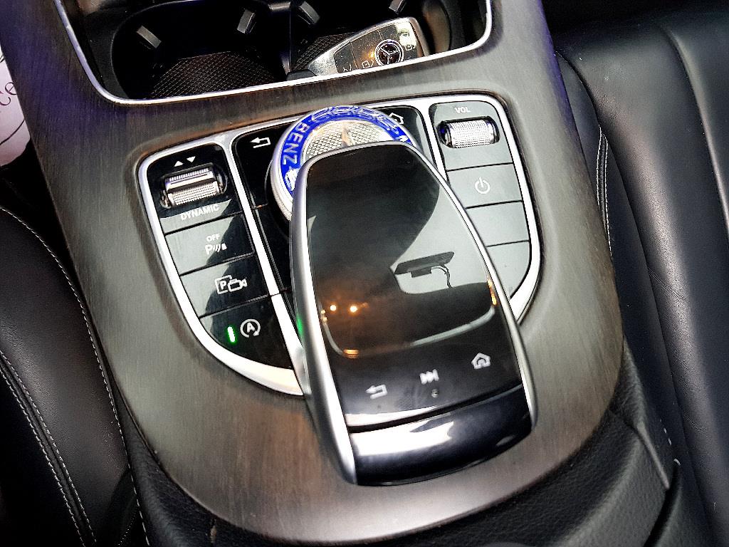 Mercedes Benz E class - Vista 12