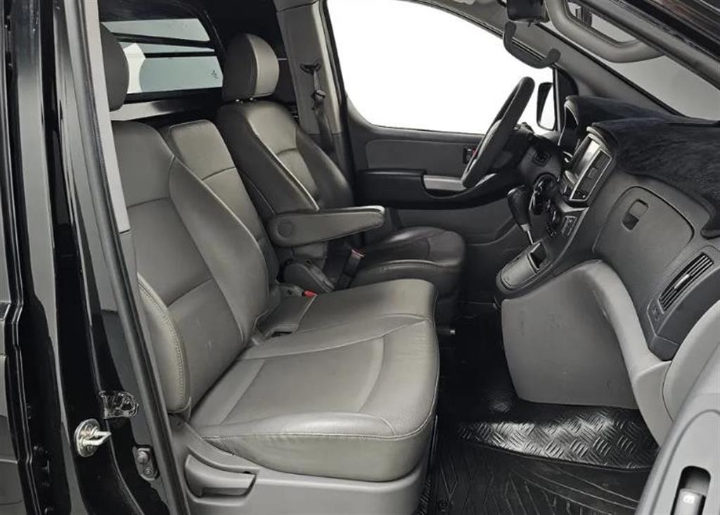 HYUNDAI Starex 2020 Negro - Importación desde Corea - HF Imports Iquique - Foto 9