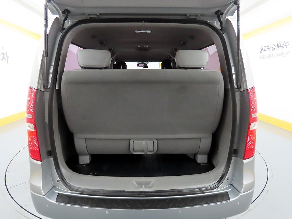 HYUNDAI Starex 2016 Plateado - Importación desde Corea - HF Imports Iquique - Foto 17