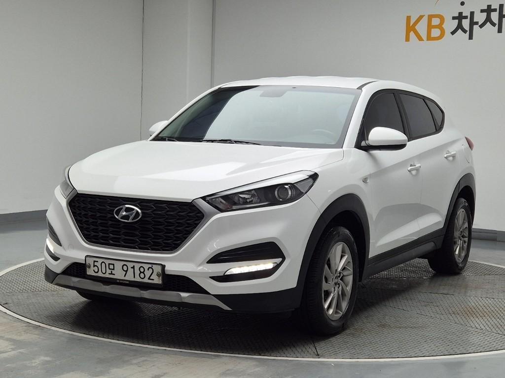 HYUNDAI Tucson 2018 Blanco - Importación desde Corea - HF Imports Iquique - Foto 1