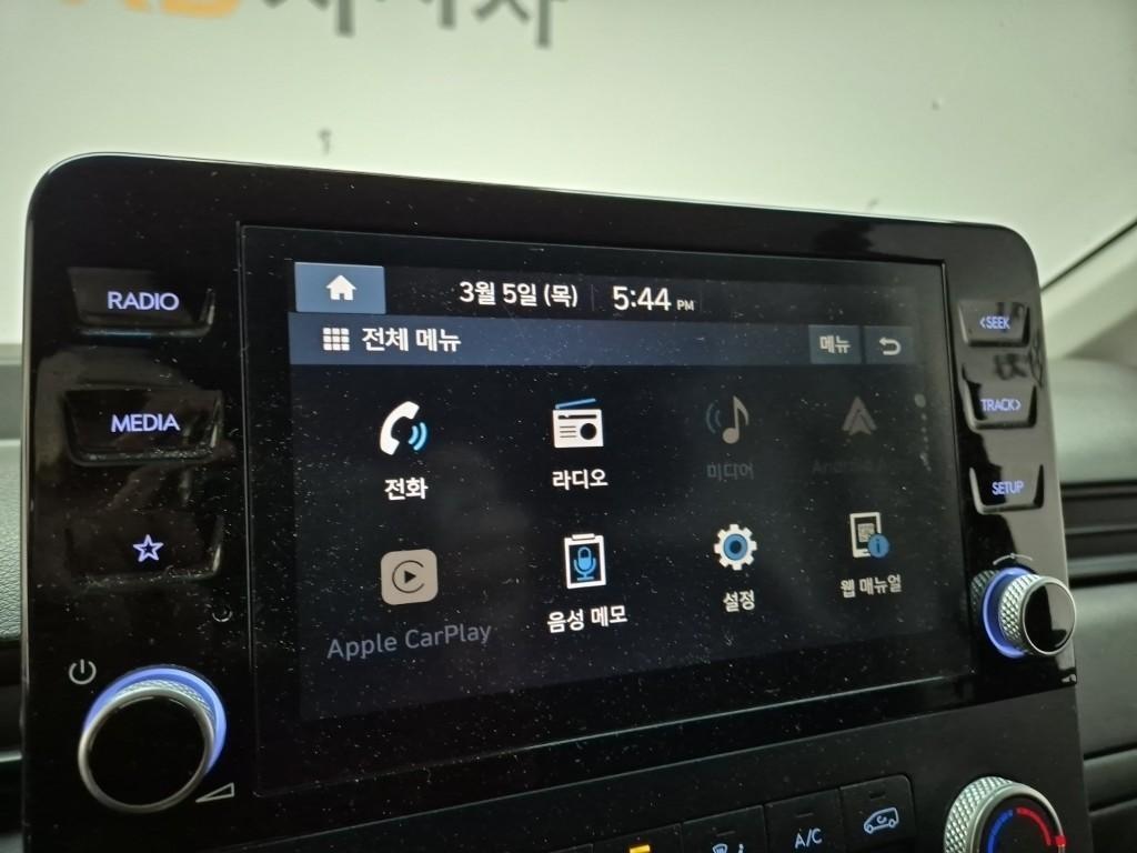 HYUNDAI Staria - Vista 10