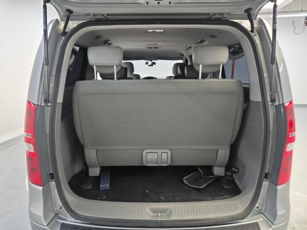 HYUNDAI Starex 2020 Plateado - Importación desde Corea - HF Imports Iquique - Foto 18
