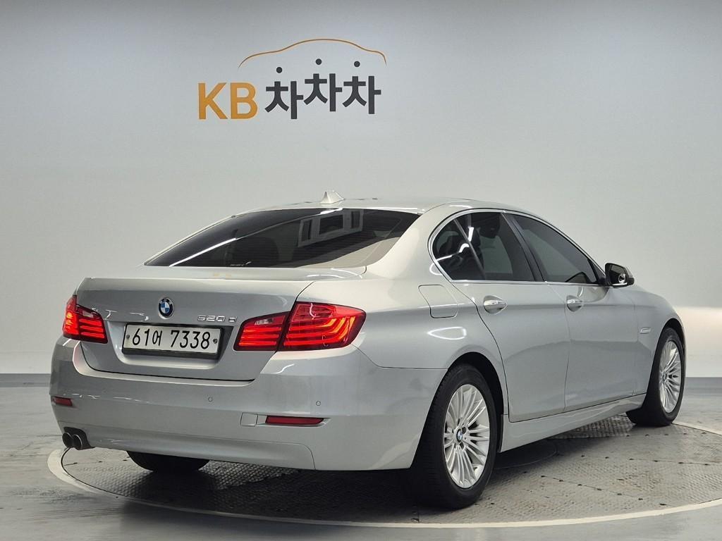 BMW 5 Series - Vista 3