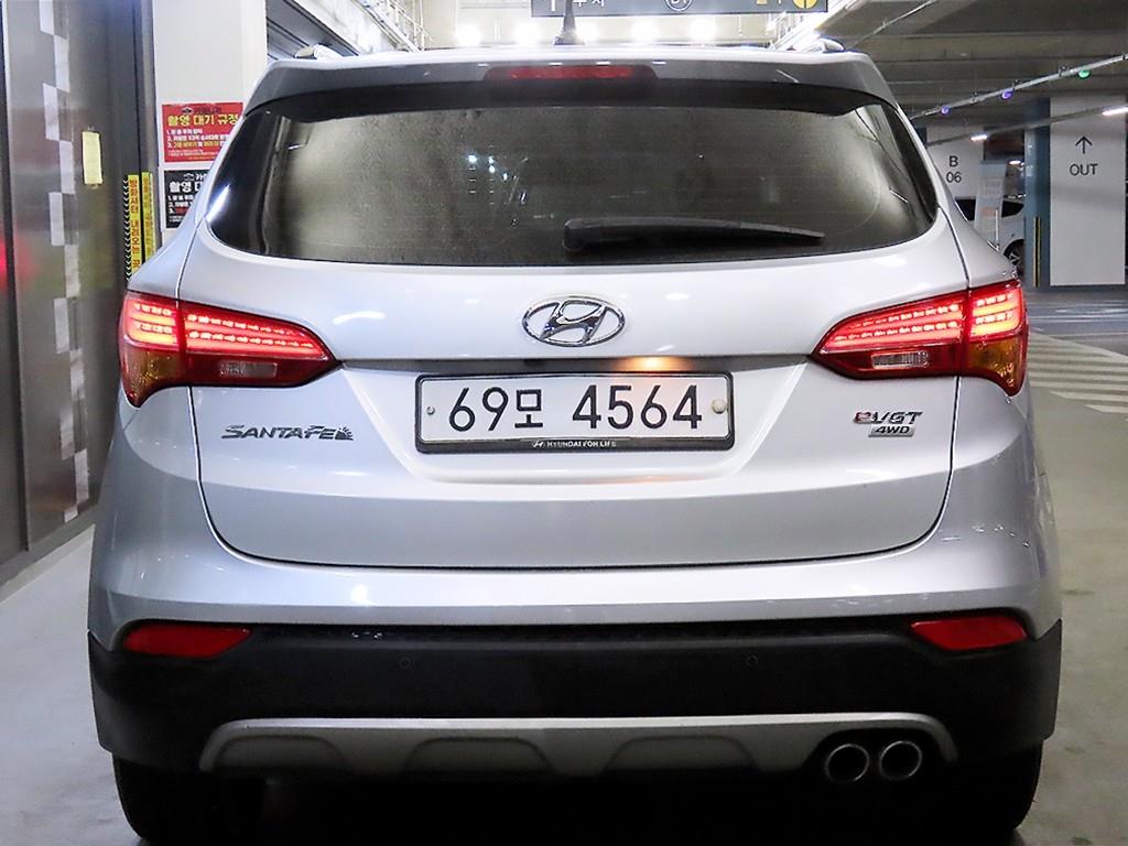HYUNDAI Santa Fe - Vista 5
