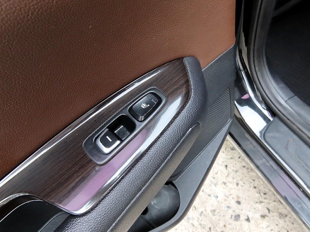 KIA K5 2016 Negro - Importación desde Corea - HF Imports Iquique - Foto 17