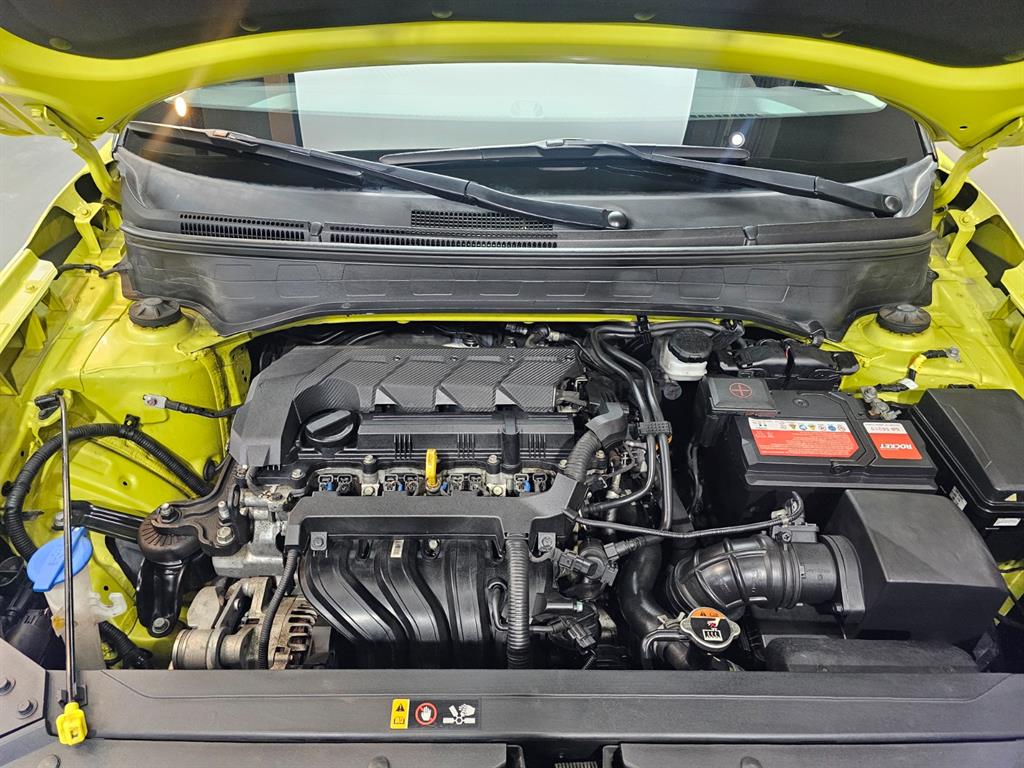 HYUNDAI Venue - Vista 10