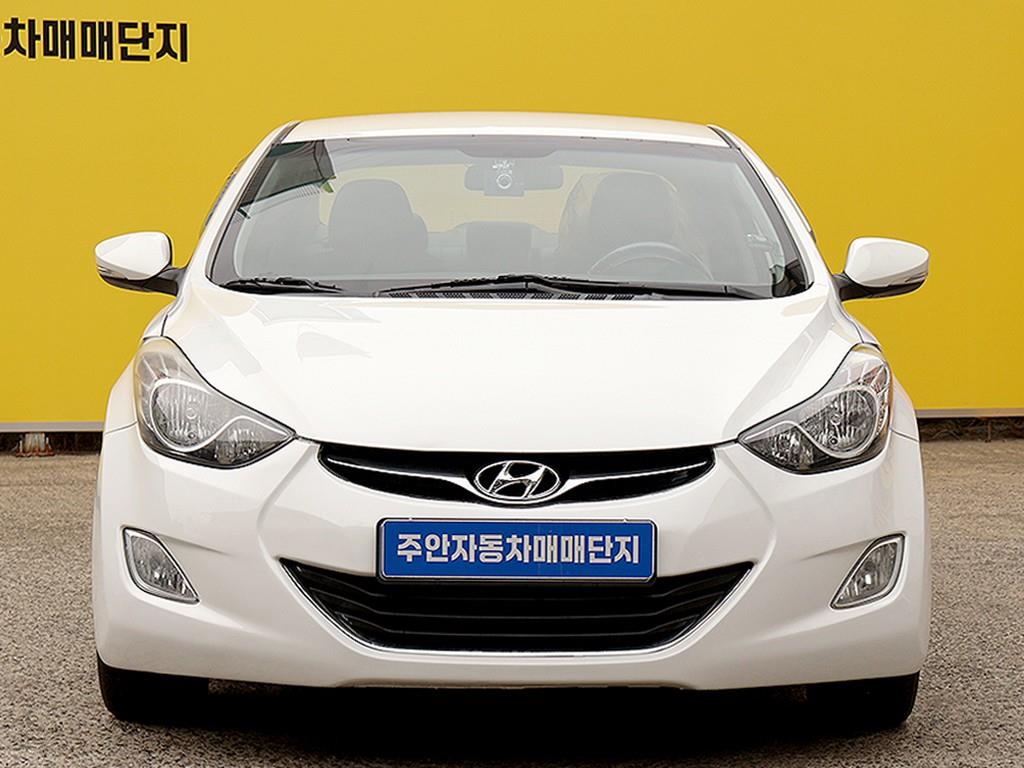 HYUNDAI Avante 2012 Blanco - Importación desde Corea - HF Imports Iquique - Foto 1