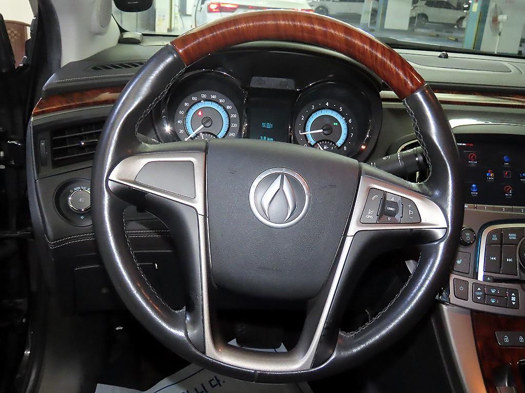 DAEWOO Alpheon - Vista 8