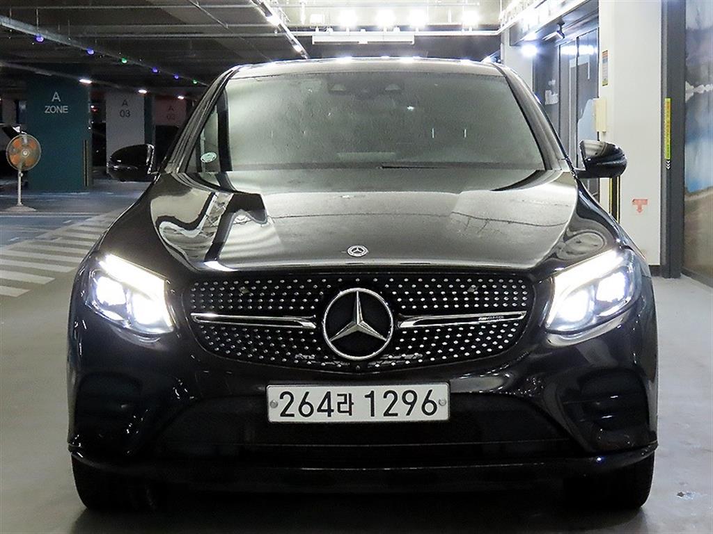 Mercedes Benz GLC Class - Vista 2
