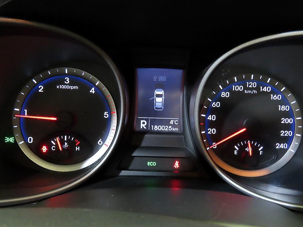 HYUNDAI Santa Fe - Vista 9