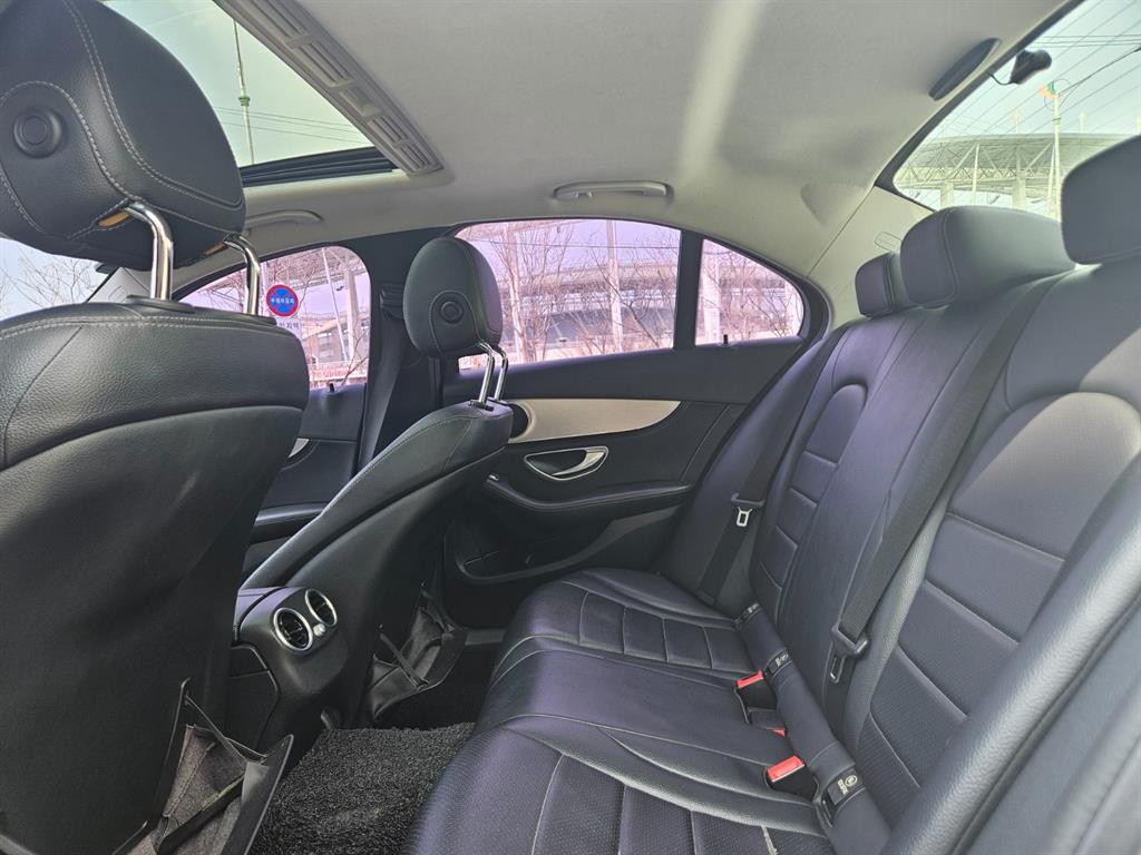 Mercedes Benz C Class 2015 Blanco - Importación desde Corea - HF Imports Iquique - Foto 14