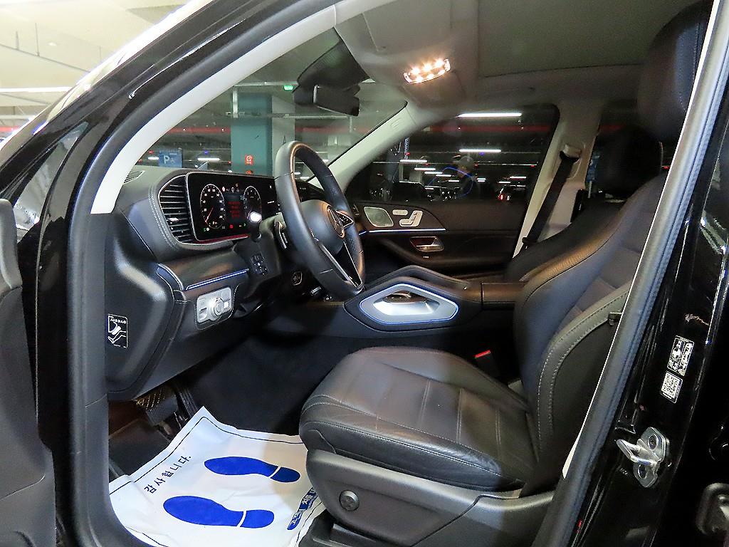 Mercedes Benz GLE Class - Vista 6