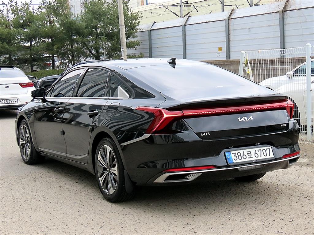 KIA K8 - Vista 3