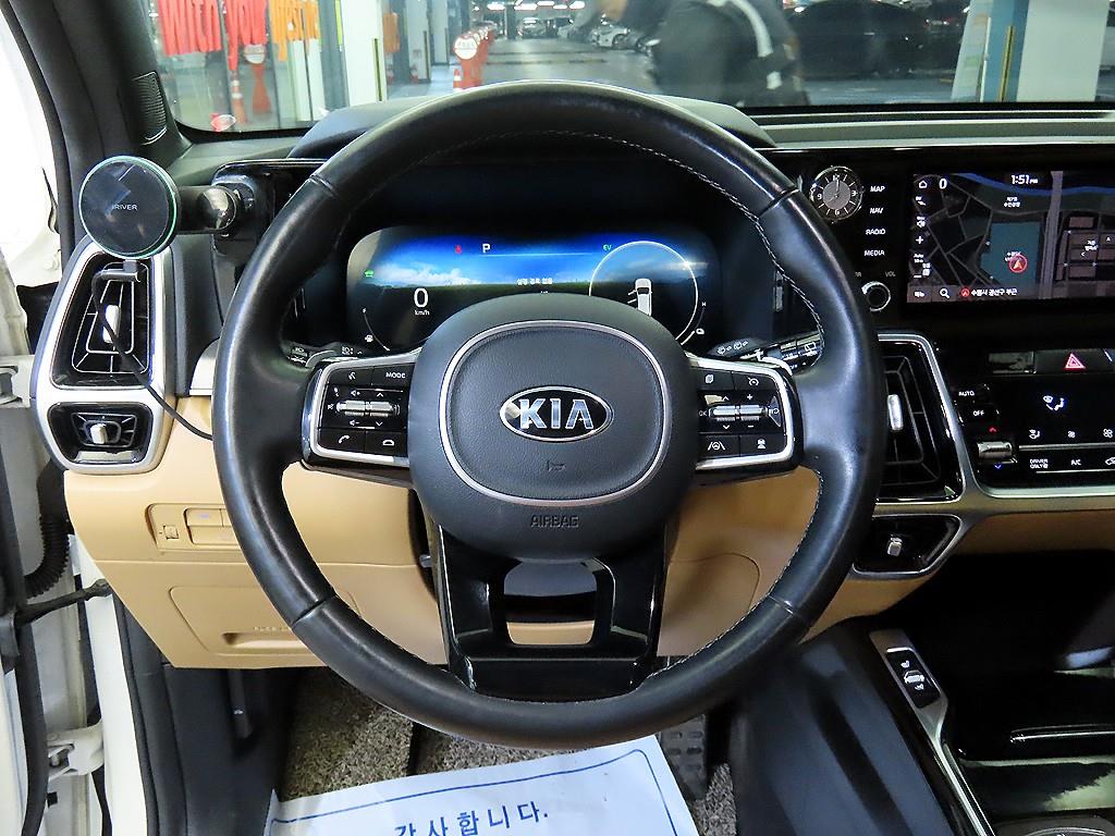 KIA Sorento - Vista 8