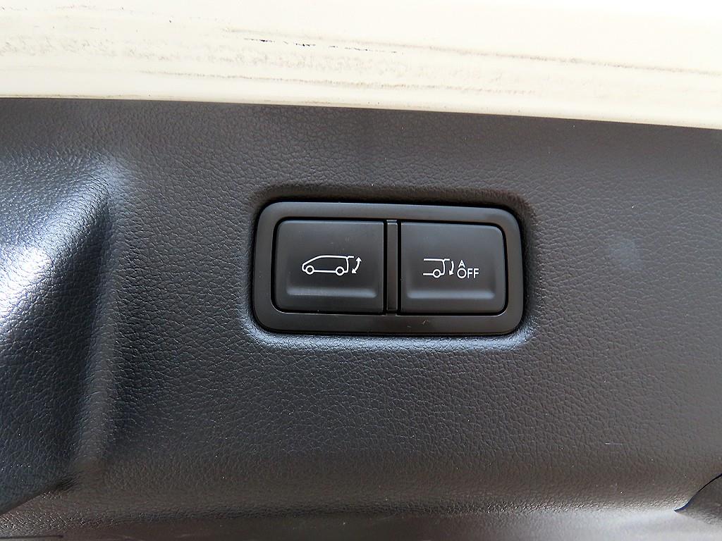 HYUNDAI Staria 2022 Blanco - Importación desde Corea - HF Imports Iquique - Foto 16