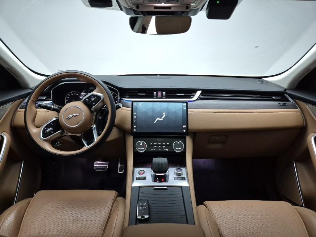 Jaguar F-PACE - Vista 7