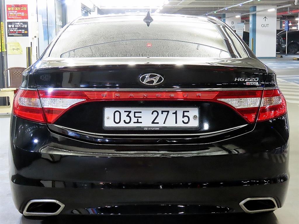 HYUNDAI Grandeur - Vista 5