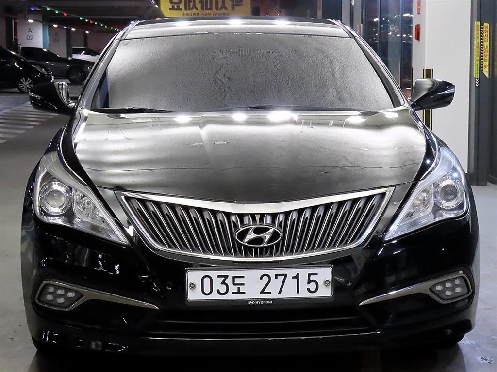 HYUNDAI Grandeur - Vista 2