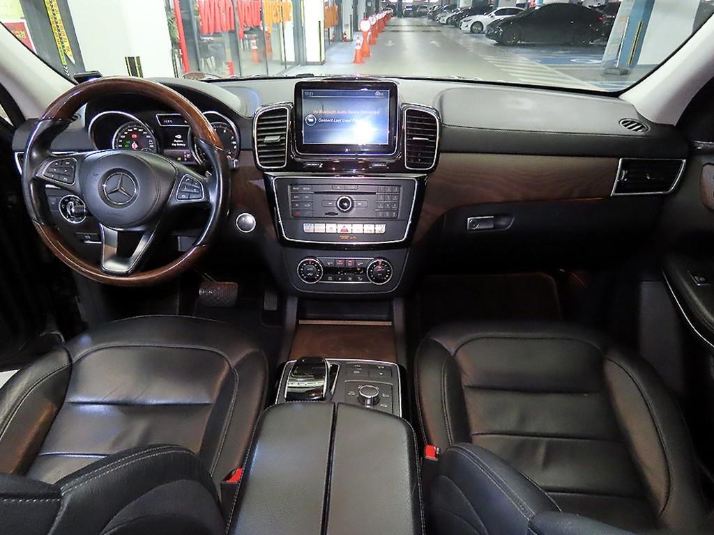 Mercedes Benz GLS Class - Vista 10