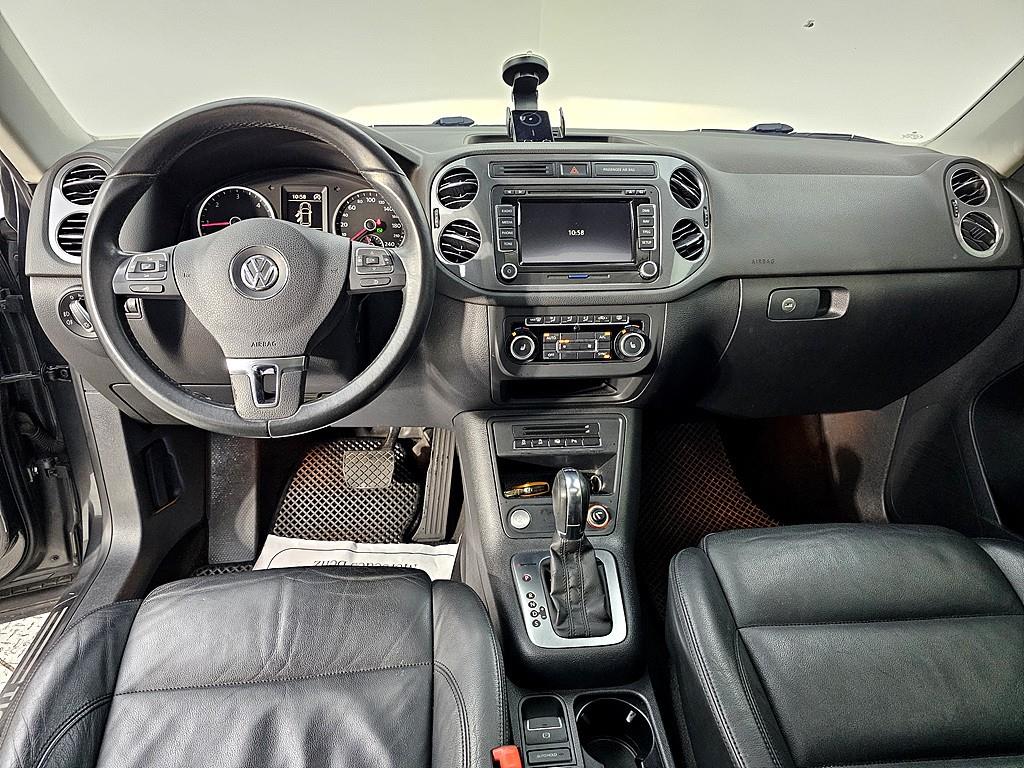 Volkswagen Tiguan - Vista 5
