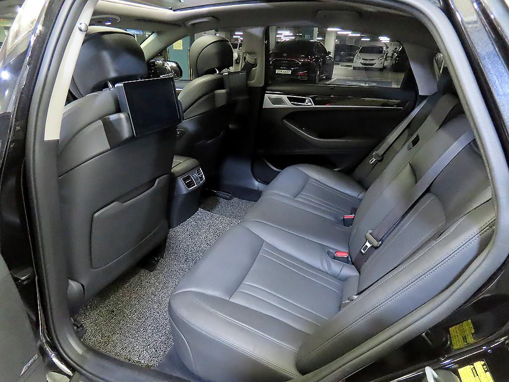 Genesis G80 - Vista 7