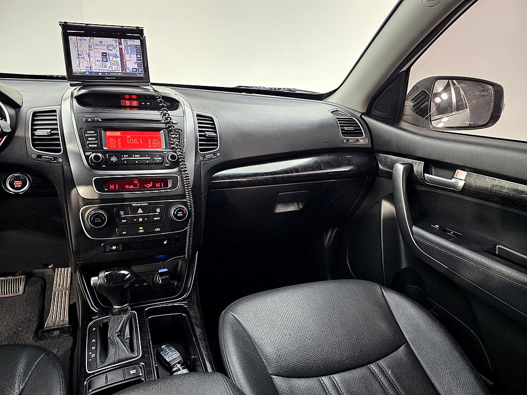 KIA Sorento - Vista 10