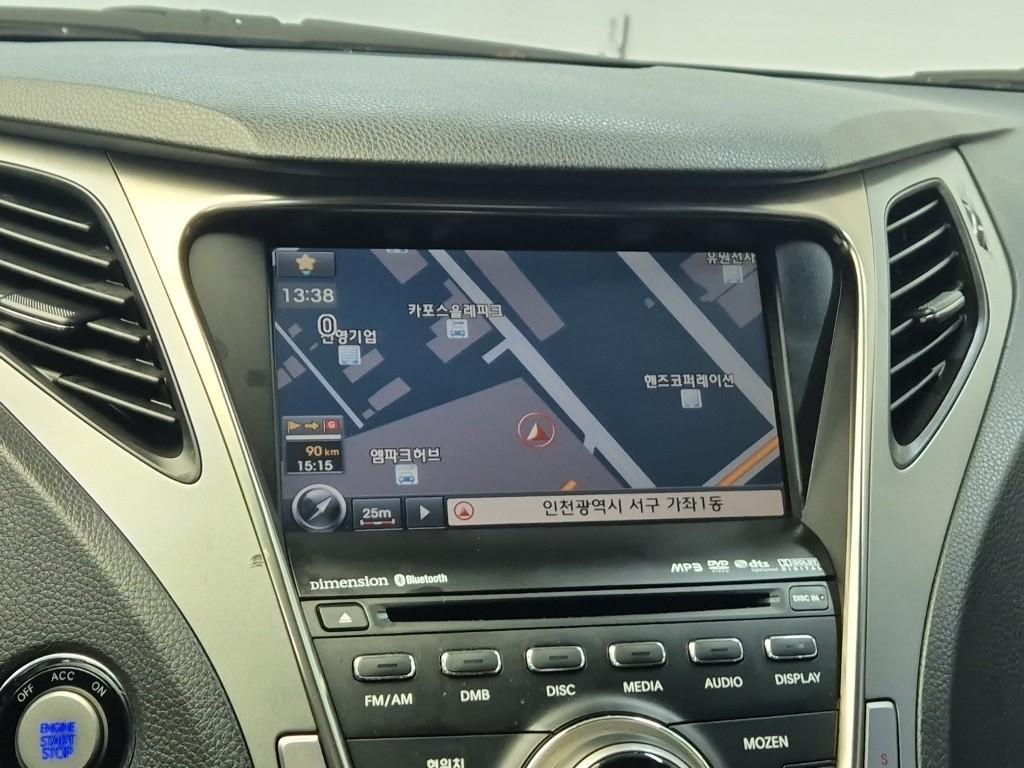 HYUNDAI Grandeur - Vista 9