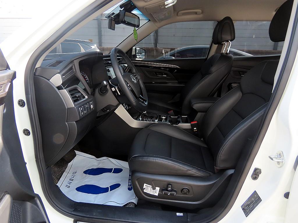 Ssangyong Korando - Vista 5