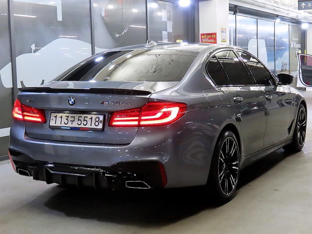 BMW 5 Series - Vista 4