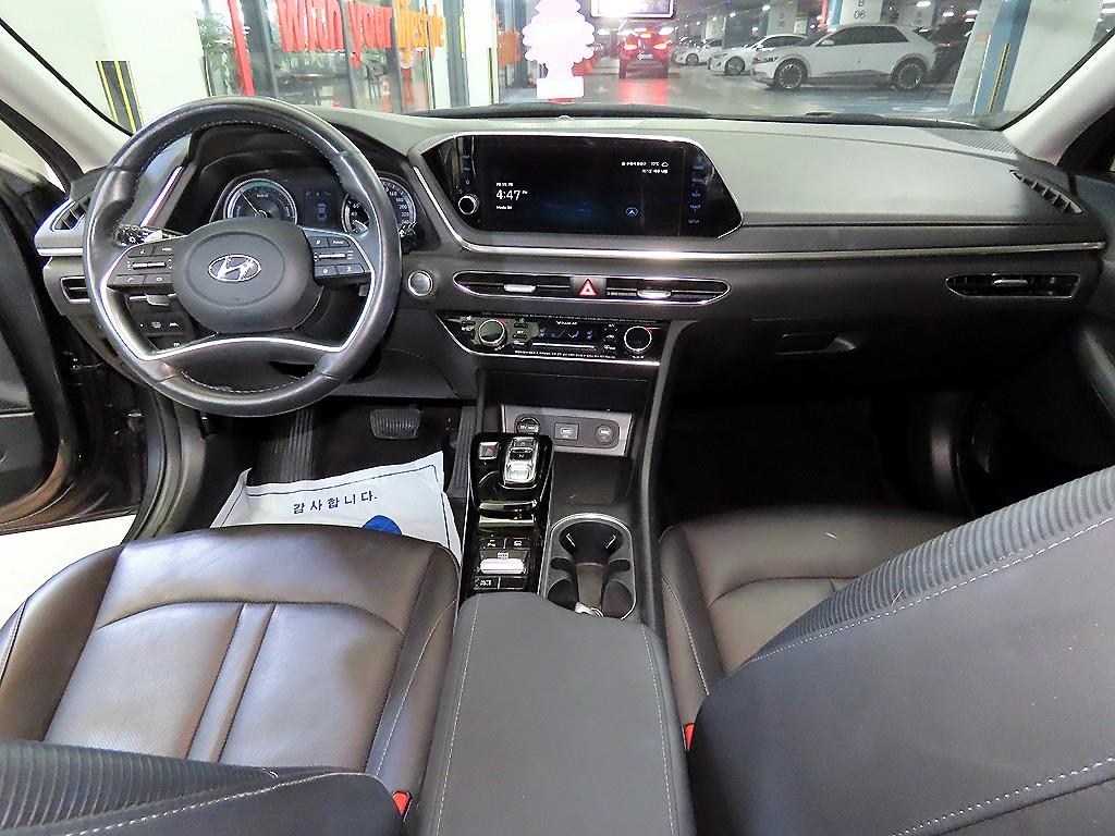 HYUNDAI Sonata - Vista 10