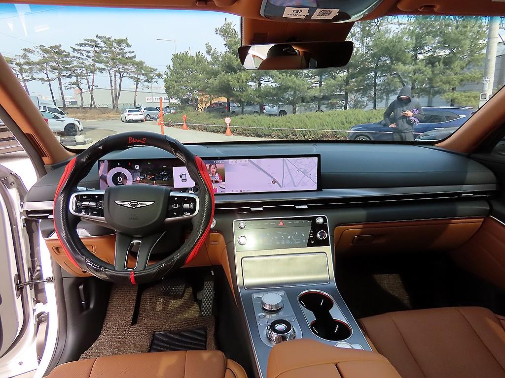 Genesis GV80 - Vista 7