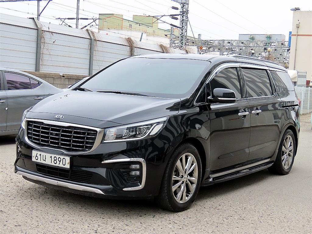 KIA Carnival - Vista 2