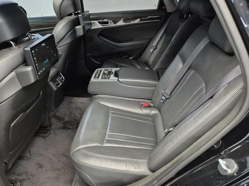 Genesis G80 - Vista 5