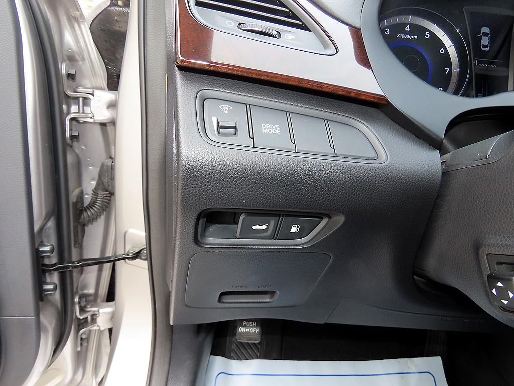 HYUNDAI Grandeur 2014 Gris - Importación desde Corea - HF Imports Iquique - Foto 13